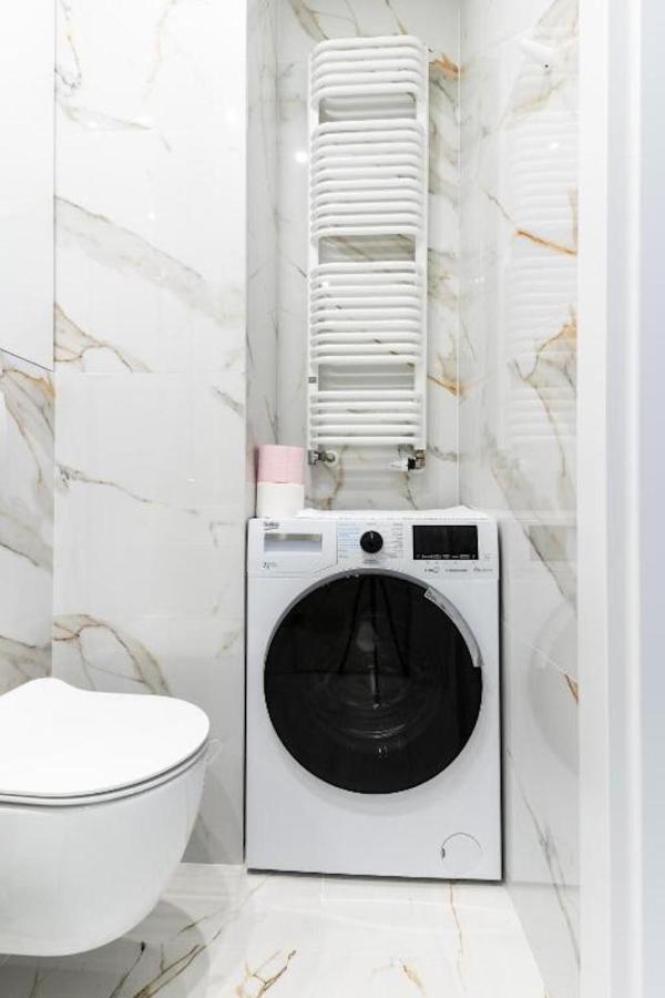 Apartament Mennica Residence - Golden Apartments - Comfortable And Stylish 华沙 外观 照片